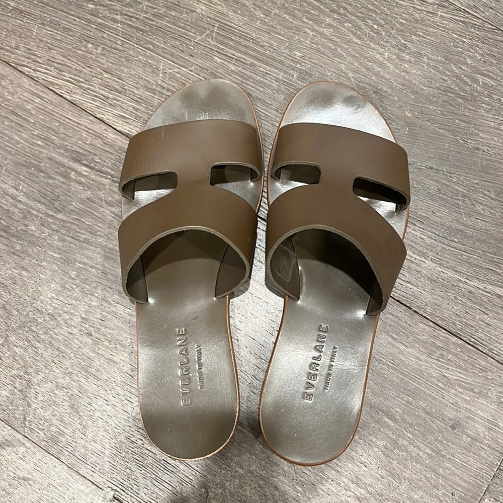 Everlane sandals, flats